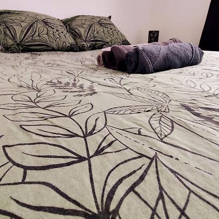 Logement Entier Proche Tribunaux Douai Esterno foto